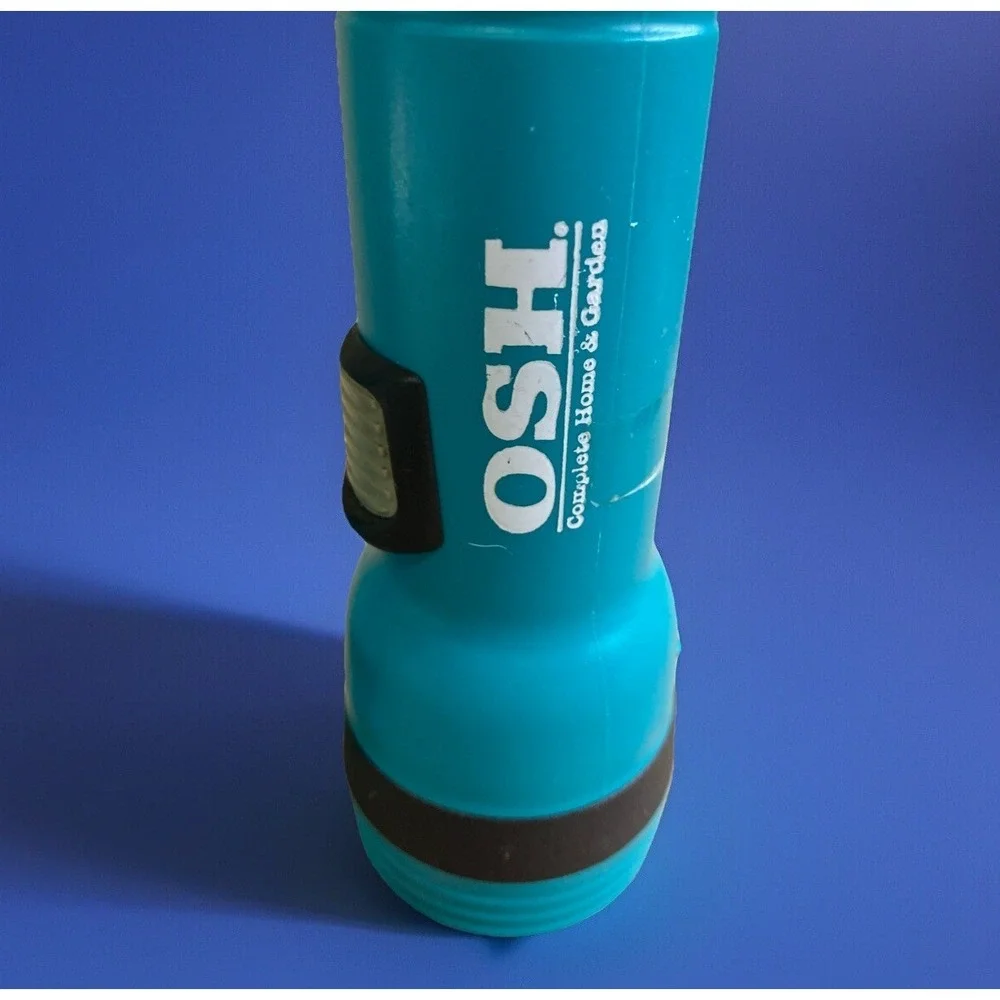 2 Collectible OSH Orchard Supply Hardware Green‎ Flashlights